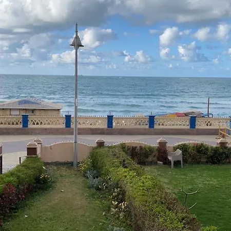 Renovated Beachfront Chalet: Ultra-Luxe Sea View in Al Mamourah Alexandria Exterior photo