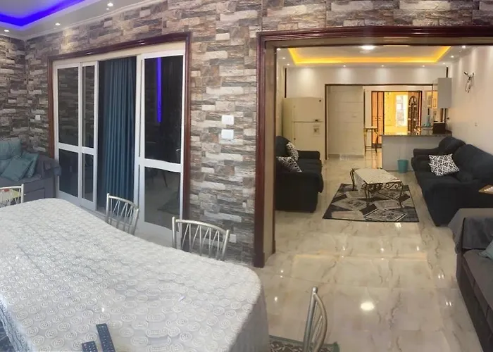 Renovated Super Lux Apartment Chalet Direct Sea View 2 Bed Rooms Al Mamourah شاليه الترا لوكس شاطىء المعموره دور اول على البحر مباشره مع كارنيهات الدخول طوال السنه و الشاطىء الخاص من اول مايو لنهايه اكتوبر للعائلات فقط