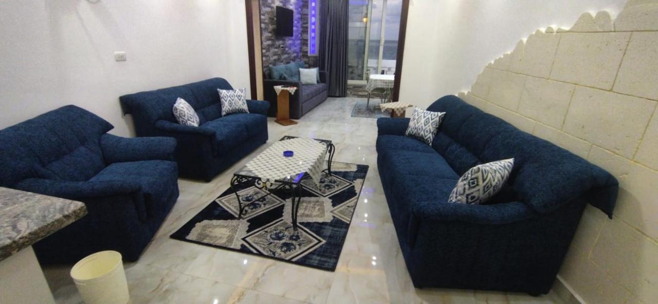 Renovated Beachfront Chalet: Ultra-luxe Sea View In Al Mamourah *