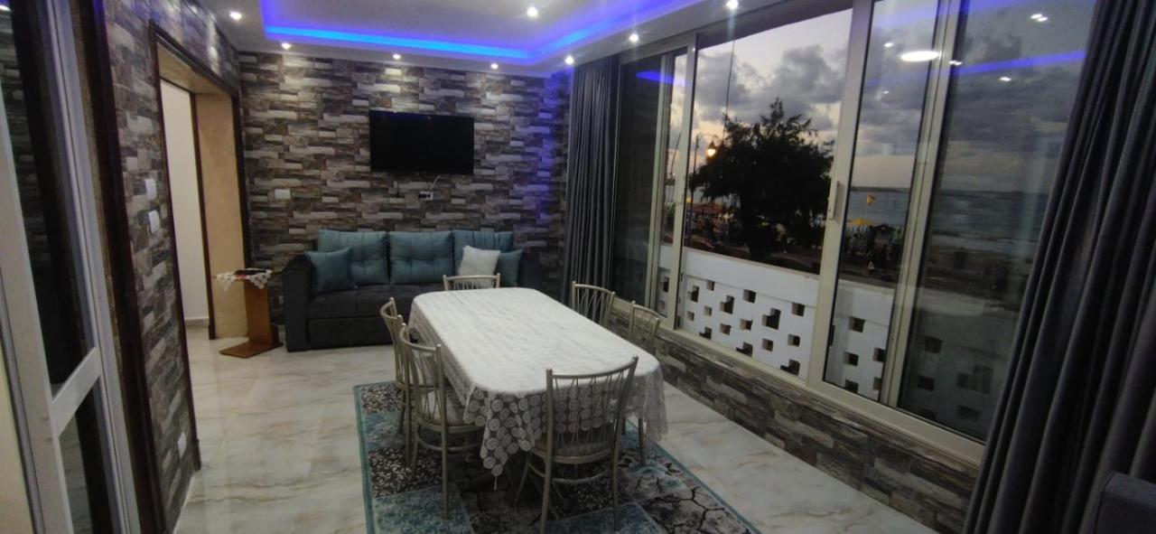 Apartment Renovated Beachfront Chalet: Ultra-luxe Sea View In Al Mamourah Alexandria