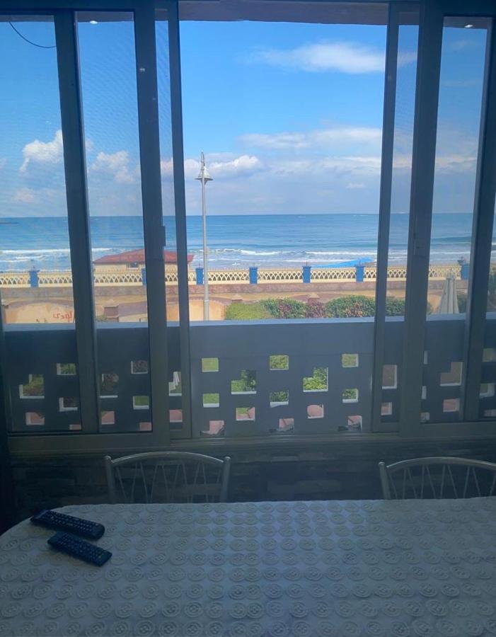 Renovated Beachfront Chalet: Ultra-luxe Sea View In Al Mamourah * Alexandria